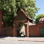 Stadthaus Luebsche Burg - Abc326 Semesterbostad Wißmar